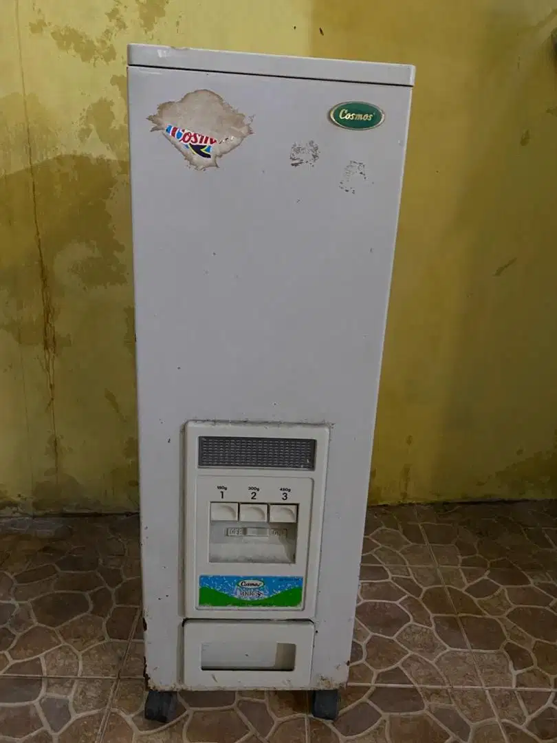 Cosmos rice box/tempat penyimpanan beras MKR 38kg