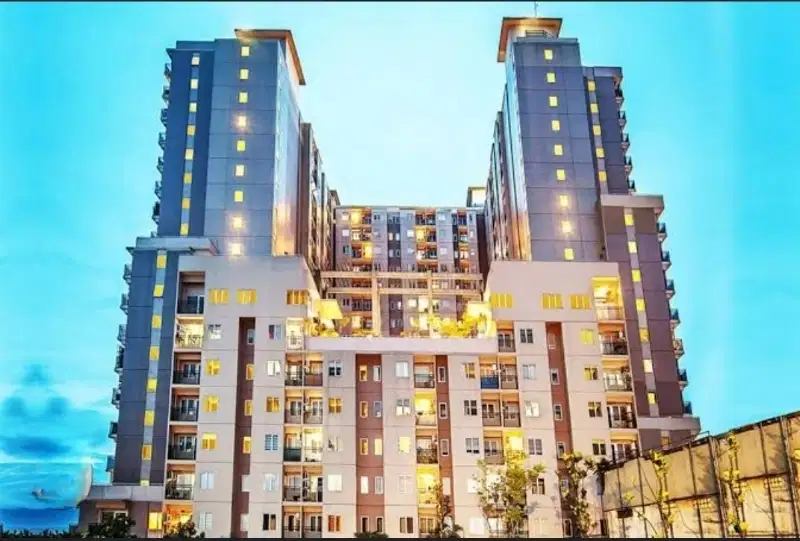 Murah, Apartemen Sudirman Suites, tipe 3BR, lantai atas.