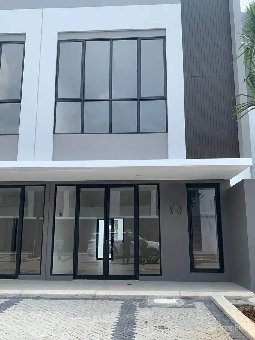 DISEWAKAN RUKO The Hive Uptown Lippo Cikarang