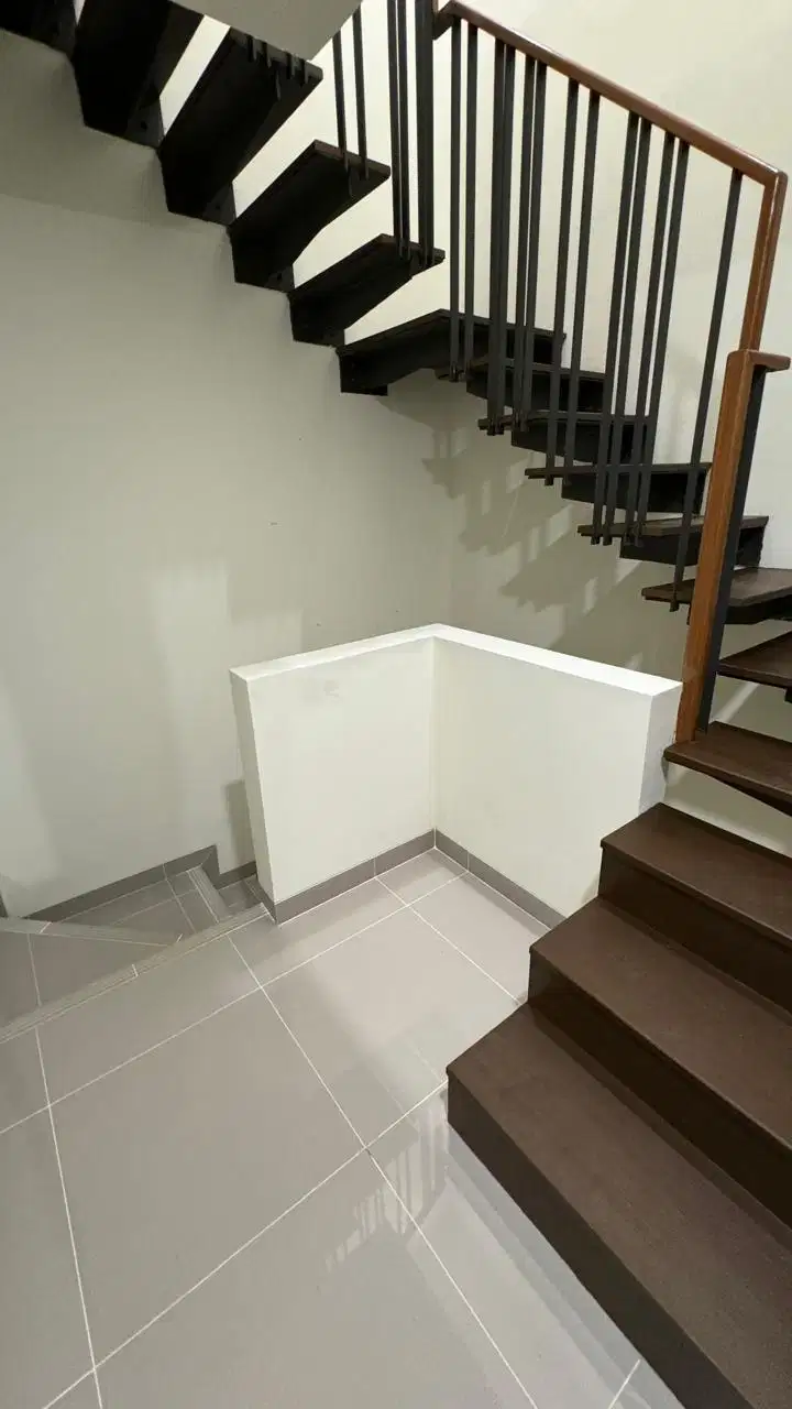 WANT TO SELL Dijual Cluster Leonora Gading Serpong Tangerang