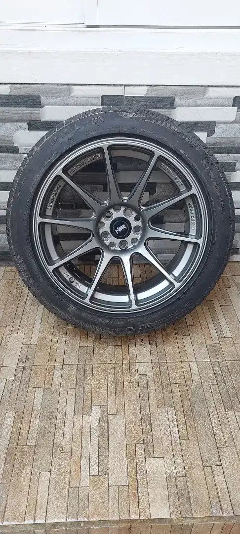 Dijual velg HSR R17 (pcd 5x100-114)+ ban accelera phiR