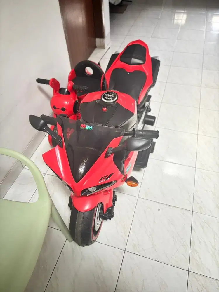 Motor aki anak besar