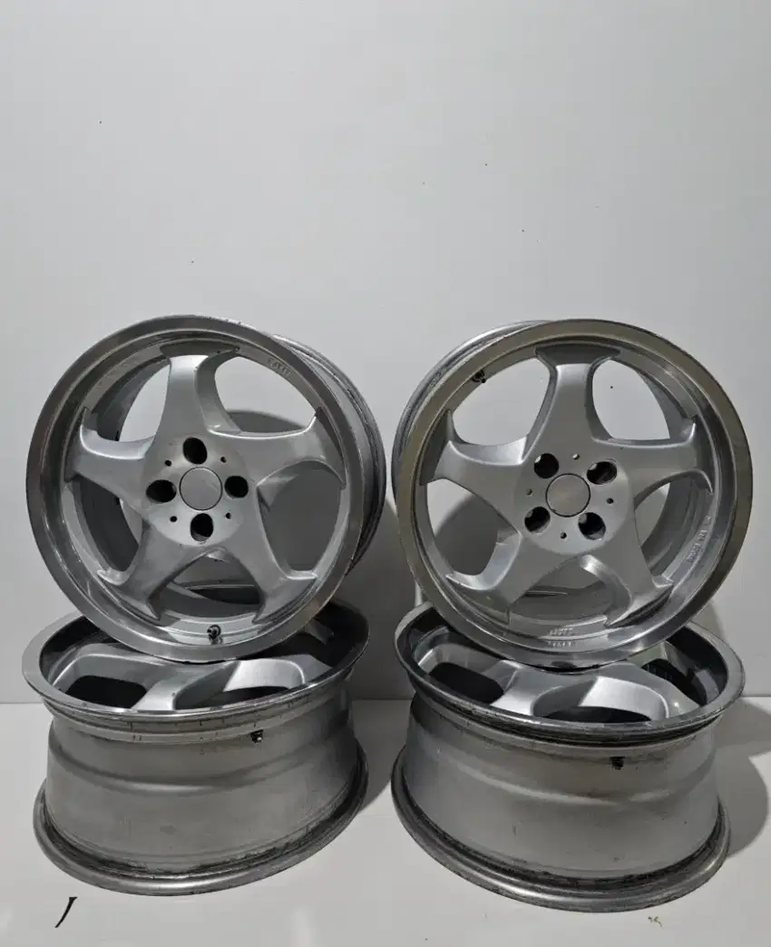 Velg alpha Throwing Star R17 PCD 4x114 bekas Avanza / Xenia