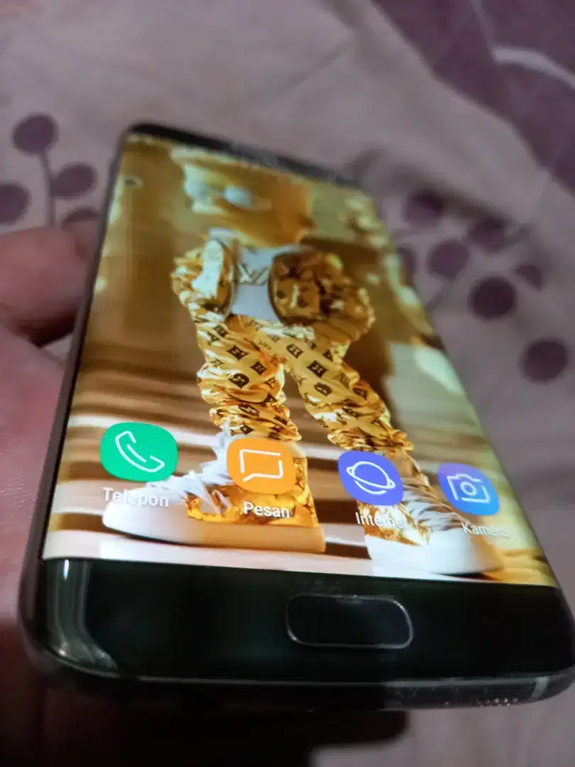 Samsung s7 edge.RAM.4/32. MINES GARIS PING. SM RETAK YANG LAEN NORMAL