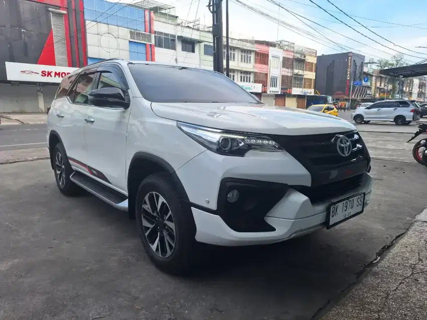 KONDISI ISTIMEWA FORTUNER VRZ TRD 2017 PUTIH