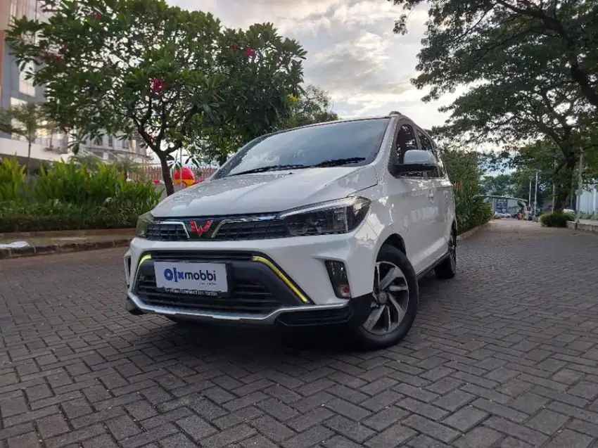[OLX Mobbi] DP 5% !! Wuling Confero S Putih 1.5 C MT 2021 SRU