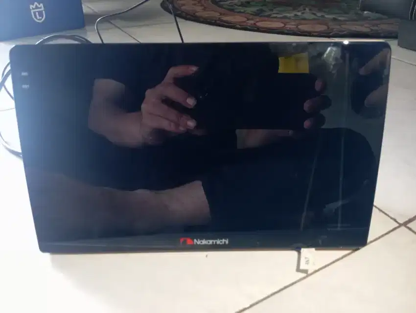 Head Unit Android Nakamichi 10 inc