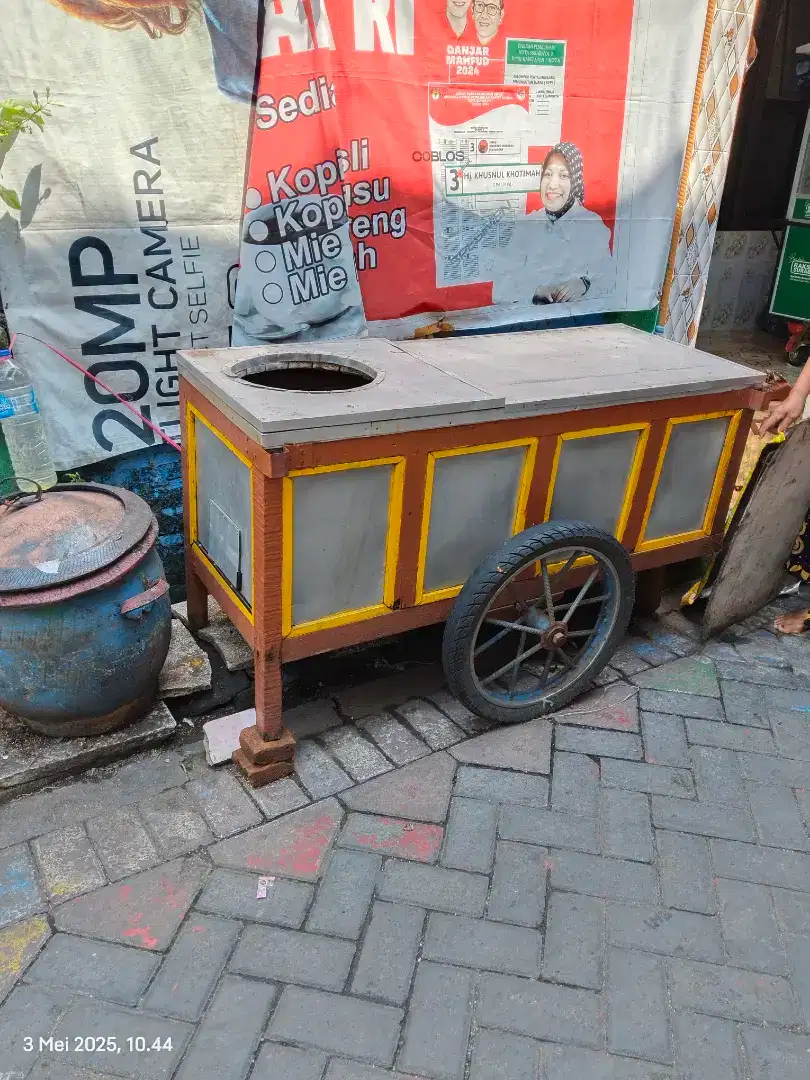 rombong untuk dagang pentol