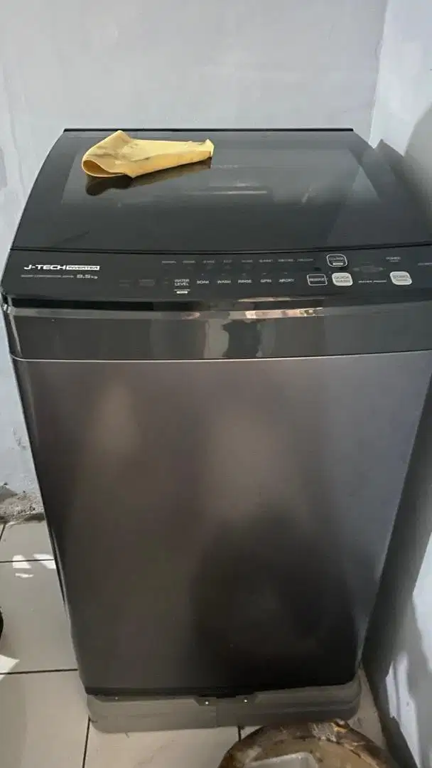Mesin cuci Sharp j inverter 8,5 kg