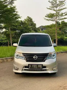 NISSAN SERENA HWS AT 2015 SILVER PROMO DP MINIM 2 JUTA