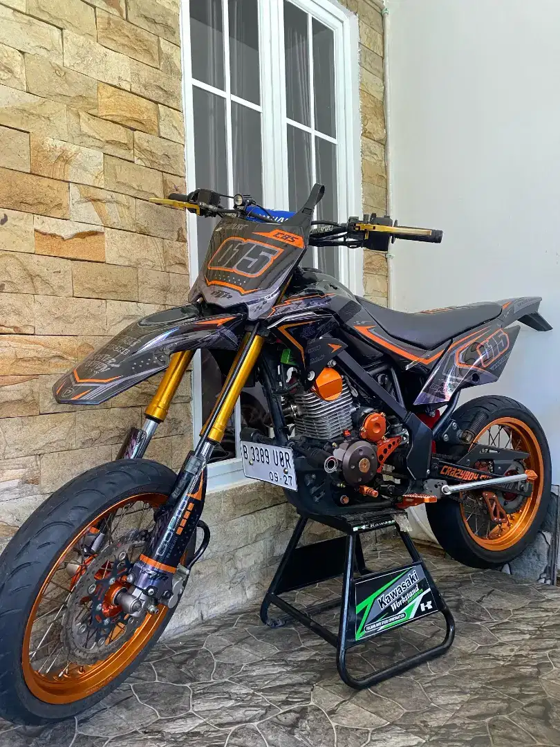 KLX D-tracker SE 2017