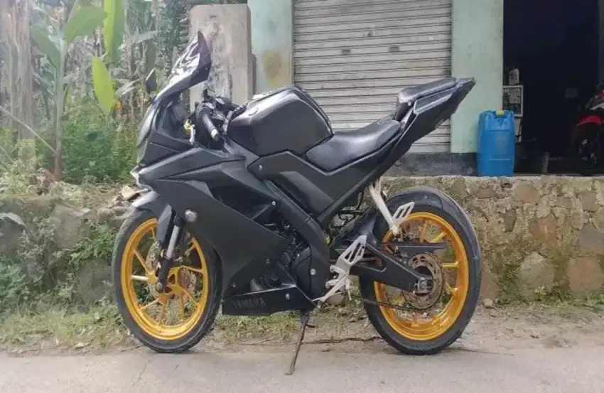 DI JUAL MOTOR R15 V3 2018