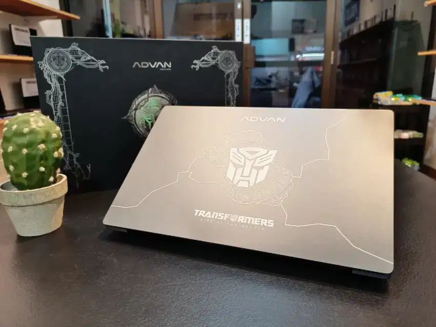 Laptop Advan t-book Transformer