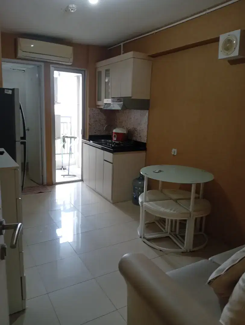 Disewakan unit 2BR Furnished