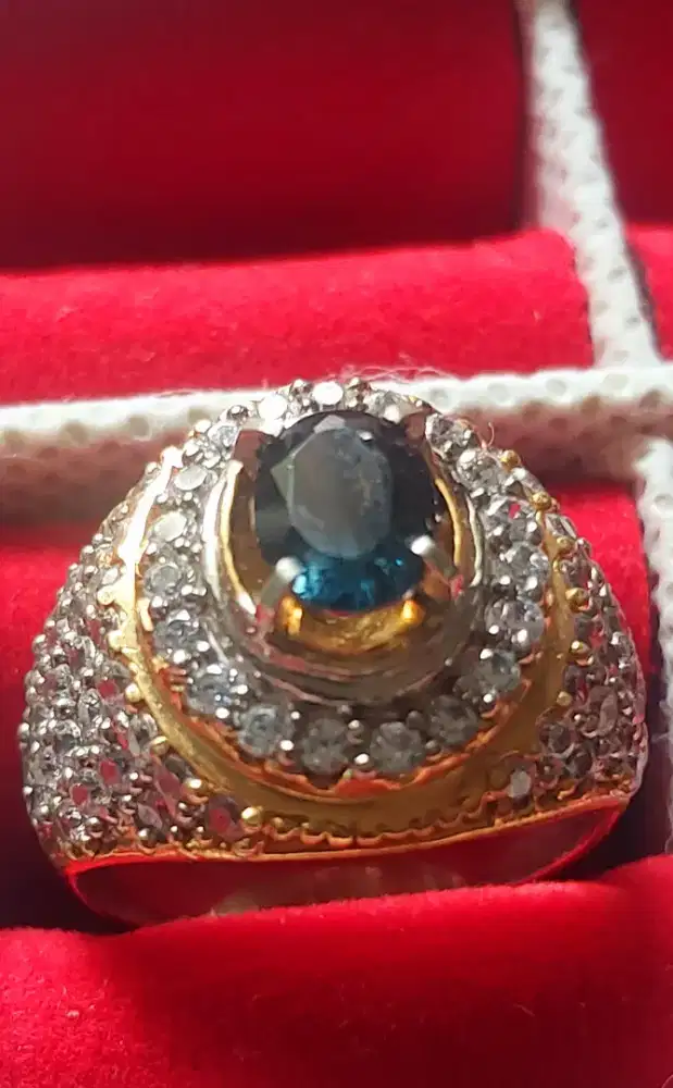 Batu Permata London Blue Topaz