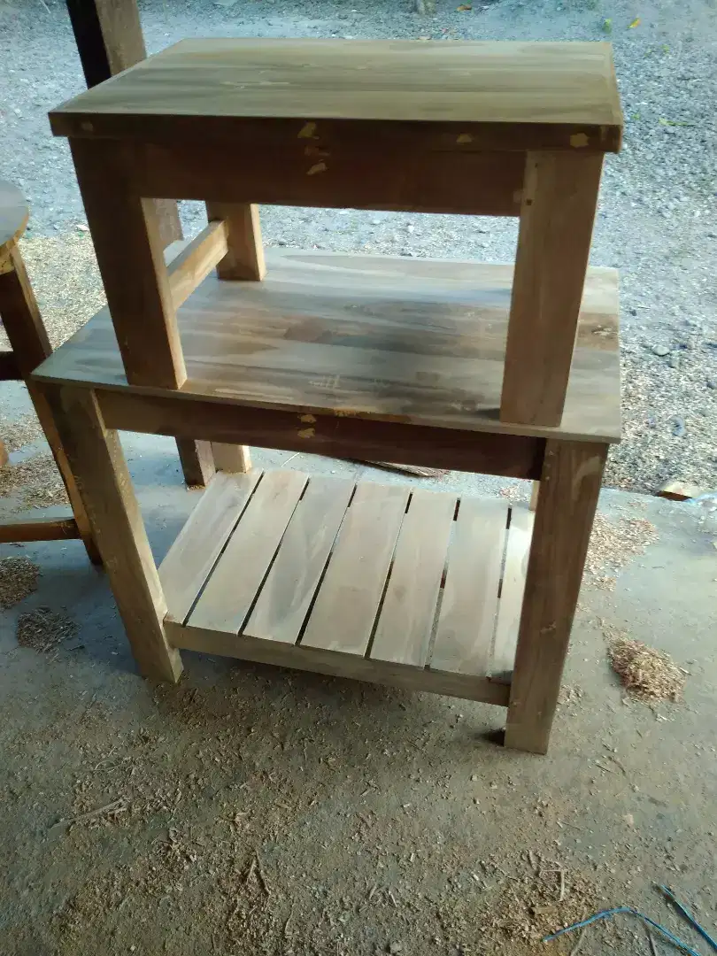 Pengrajin kayu jati,mahoni