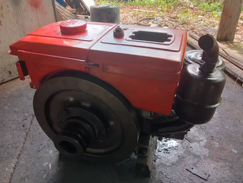 Yanmar TF 85 siap pavai