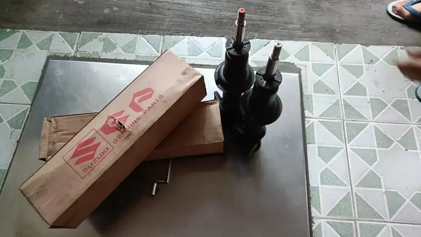 Shockbreaker bekas mobil suzuki mega carry APVlosbak
