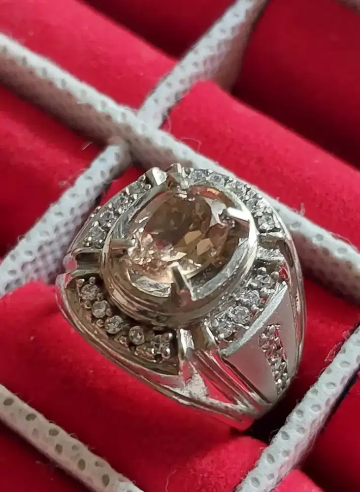 Batu Permata Natural Sherry Topaz