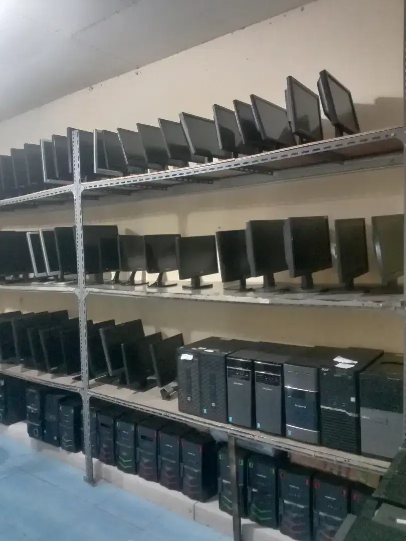 Terima jual beli komputer ex lelang kantor