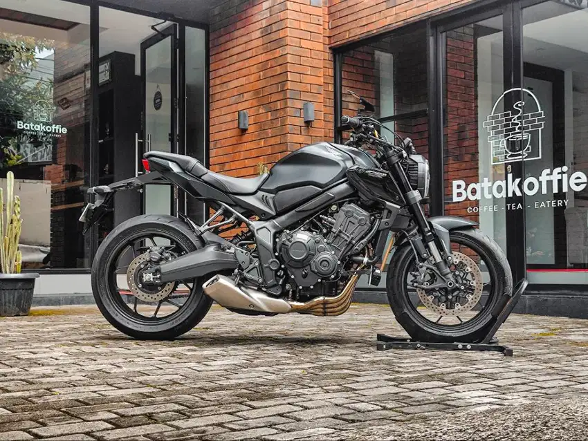 Honda CB650R Neo Black Edition 2024 ABS Full Paper TT