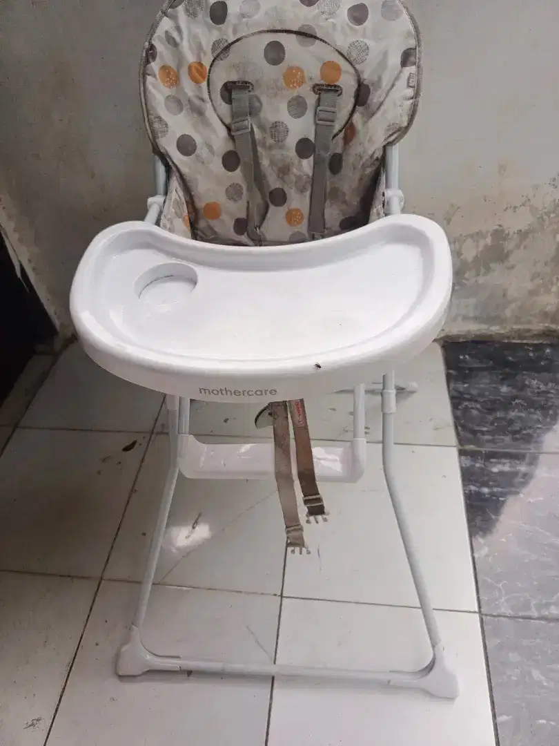 Di jual tempat makan balita