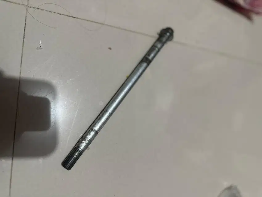 Front Axle / As roda depan GSXR-150
