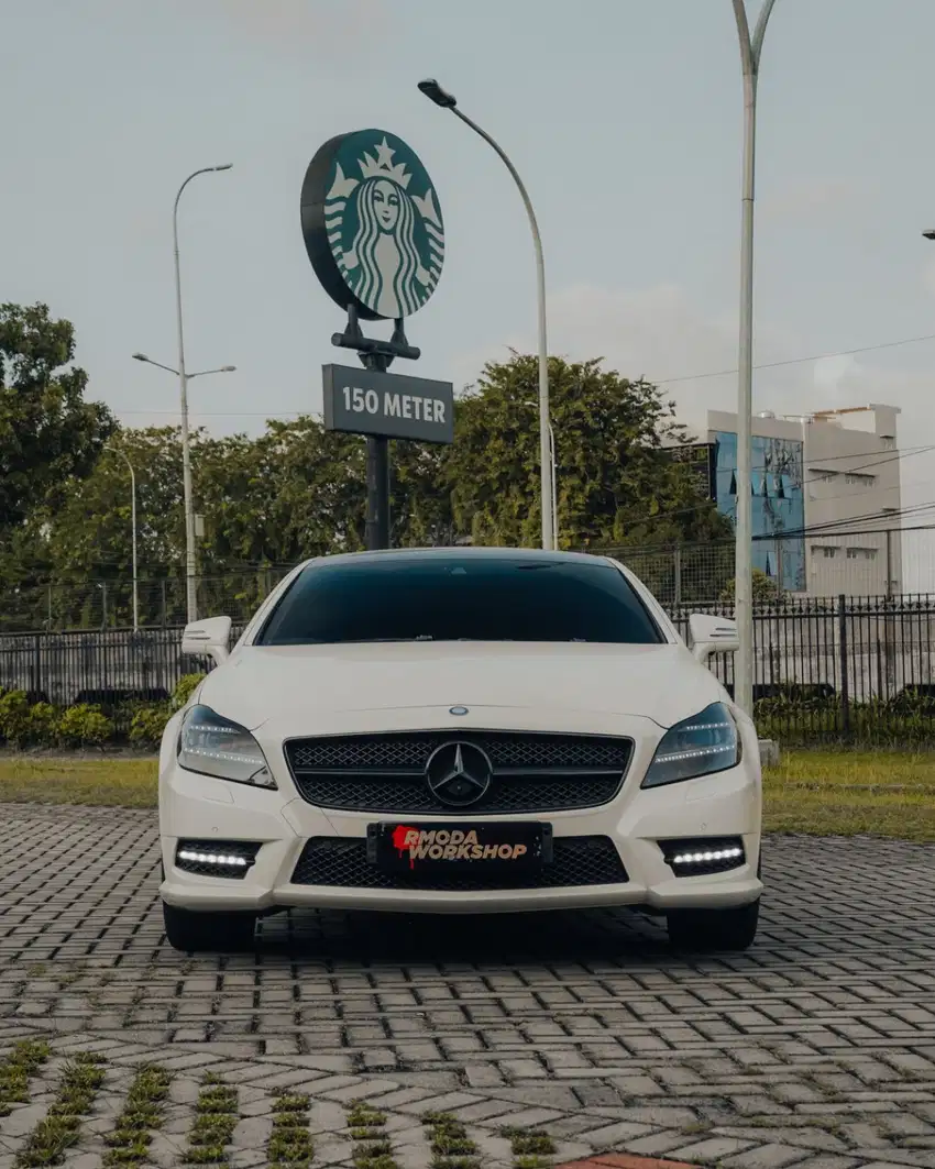 2012 CLS 350 AMG White. Non-Air Sus version. Nego