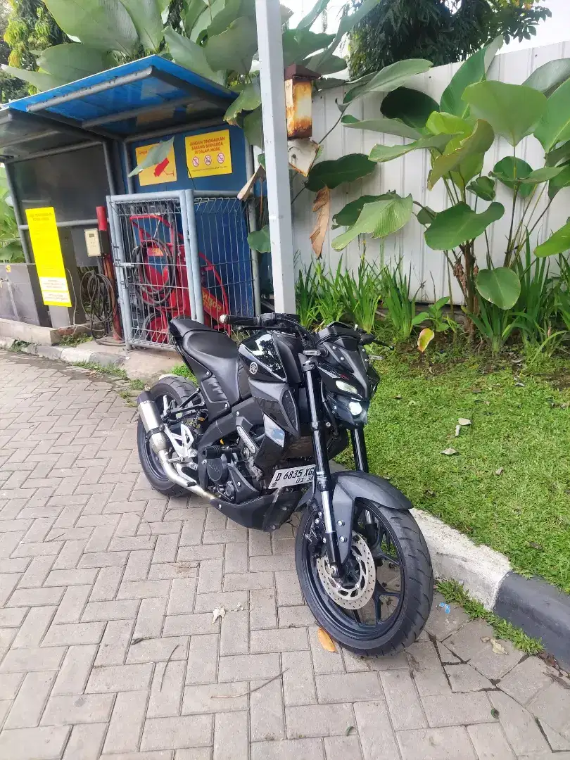 MT15 HITAM 2019
