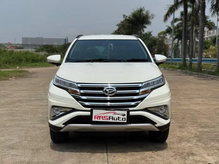 Daihatsu Terios 1.5 R MT MANUAL DLX 2018 Putih Km 8300