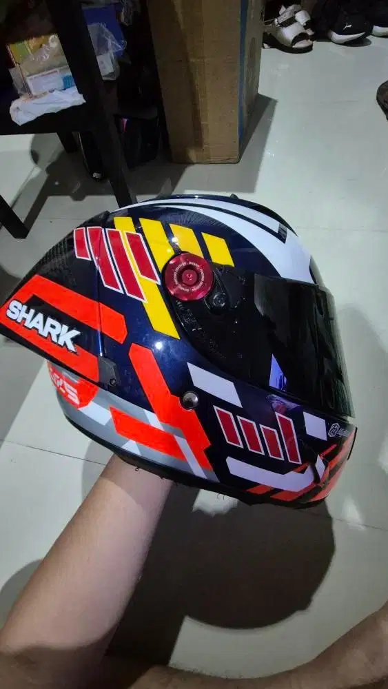 Shark Race R Pro GP