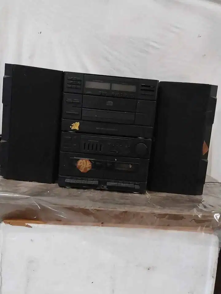 radio cd tape nikko NM100 bekas lokasi rsud cengkareng jakarta barat