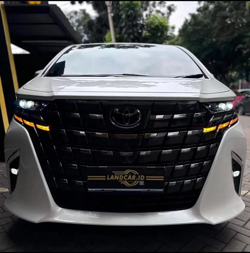 Alphard hev 2023