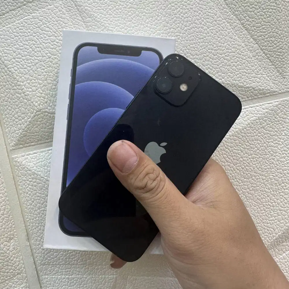 iPhone 15 Biru Garansi