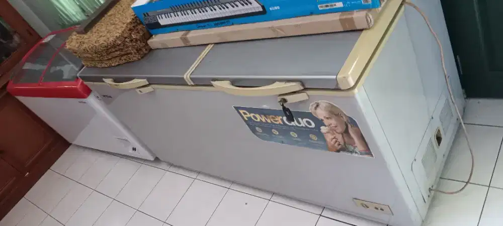 Frezeer Box Frezeer Kaca Slide