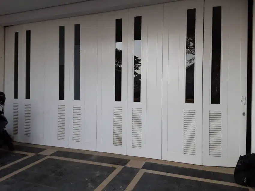 Terima pasang rolling door folding gate harmonika henderson di bandung
