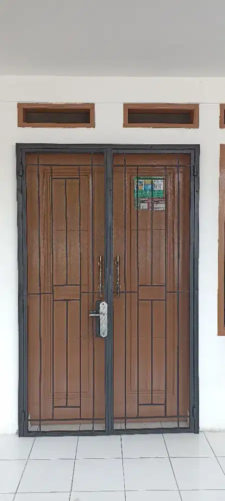 PINTU TRALIS MINIMALIS