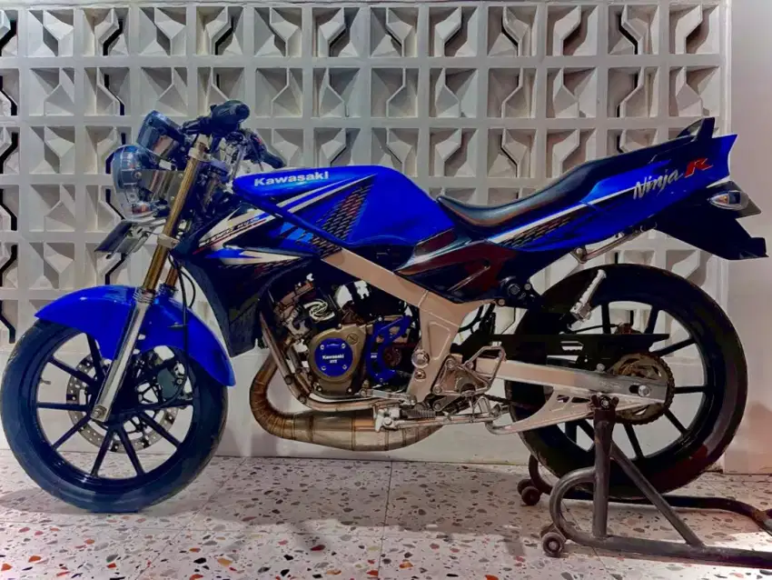 Ninja R 2013 biru