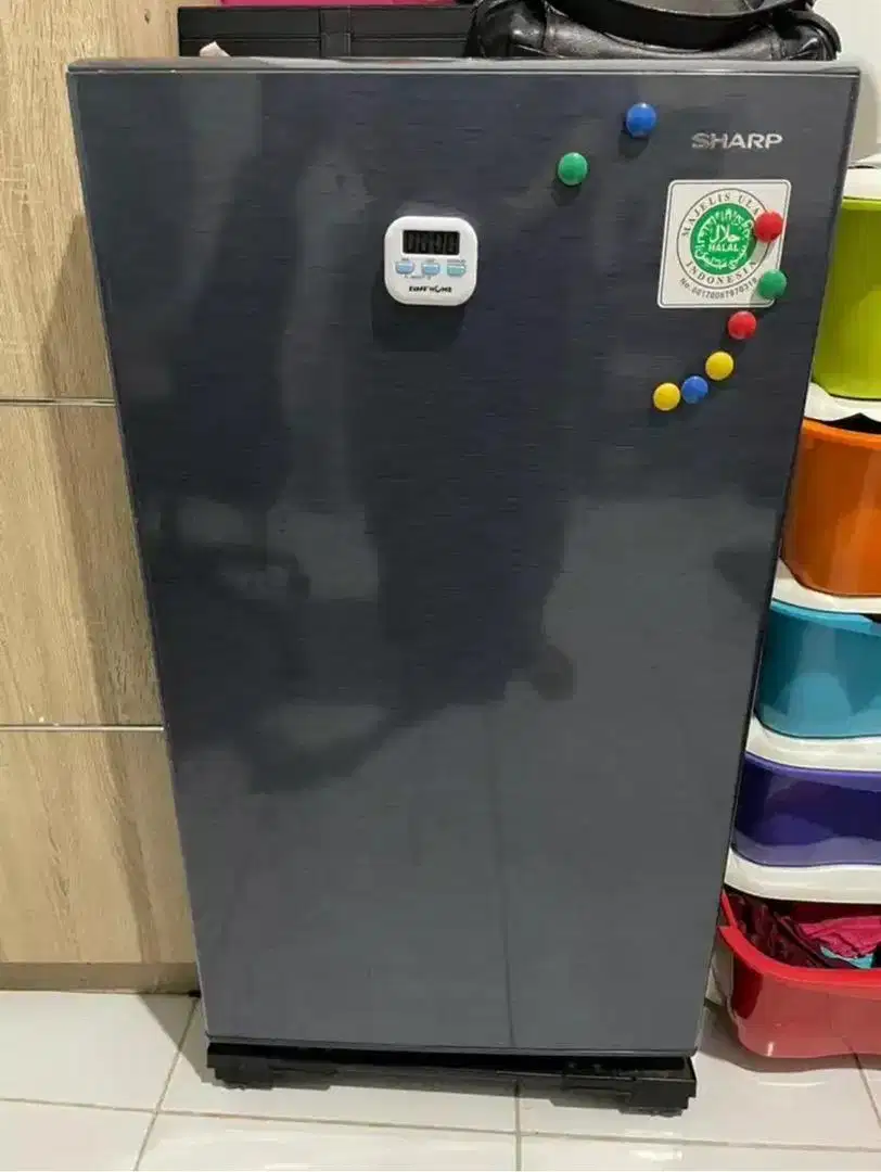 Kulkas sharp 1 pintu