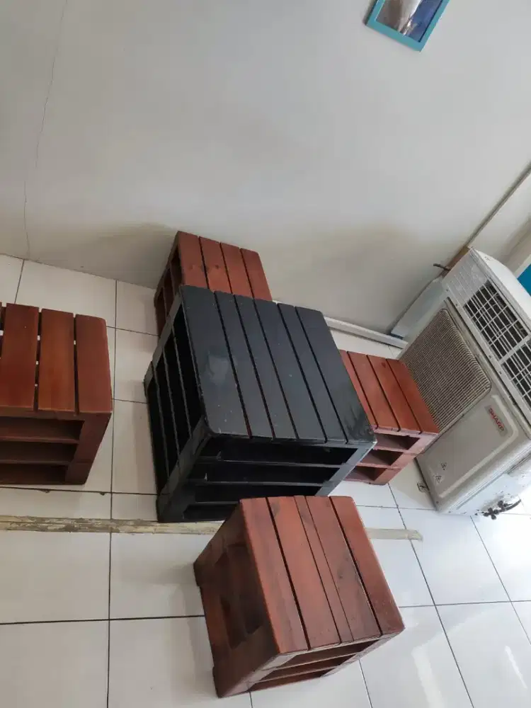 Meja kursi cafe oudoor indoor satu set