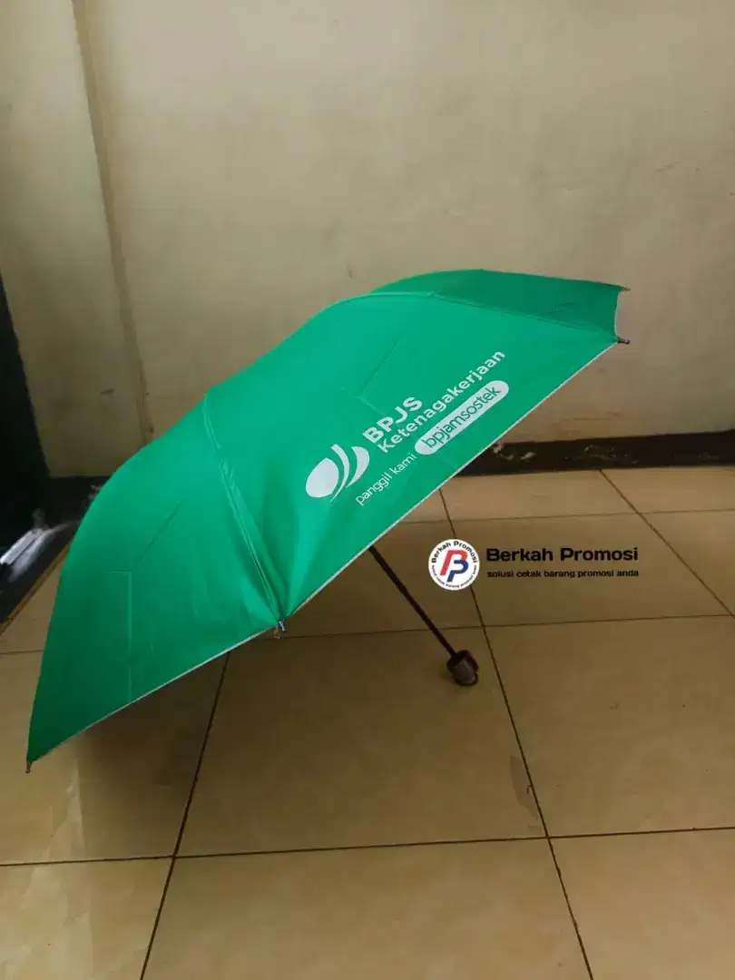 Souvenir payung lipat include sablon custom