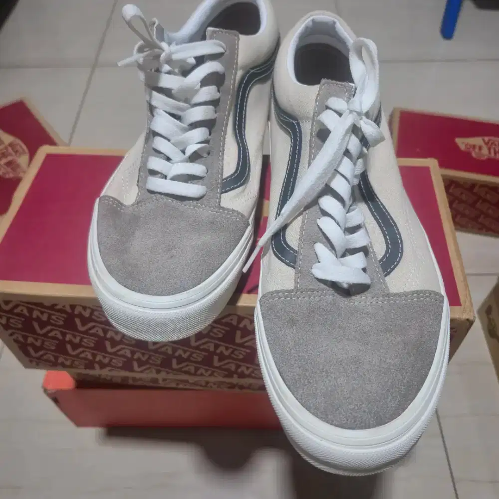 Sepatu vans old skool