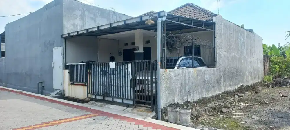 Murah dijual rumah siap huni semarang timur jaten woltermongonsidi