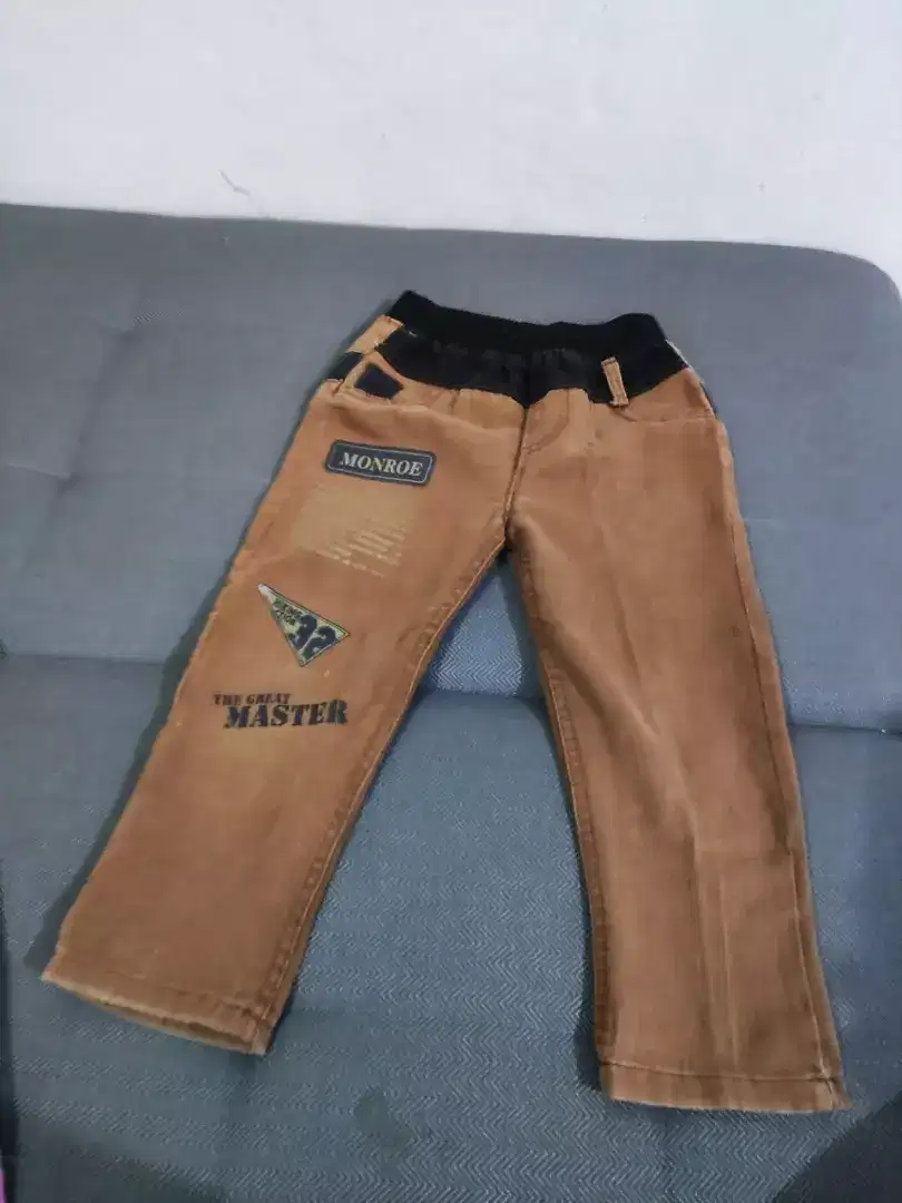 [Preloved] Celana Panjang Anak Warna Coklat Motif