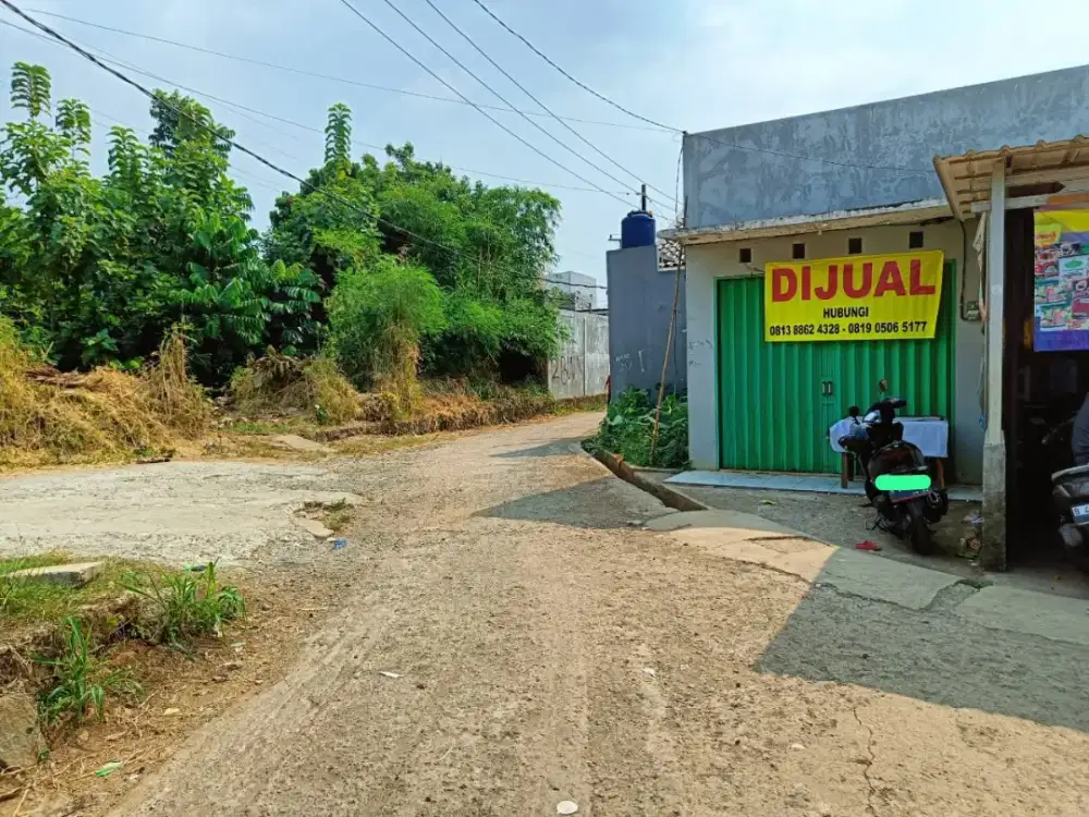 Dijual Kios luas tanah 32m2  (posisi strategis ujung perempatan)