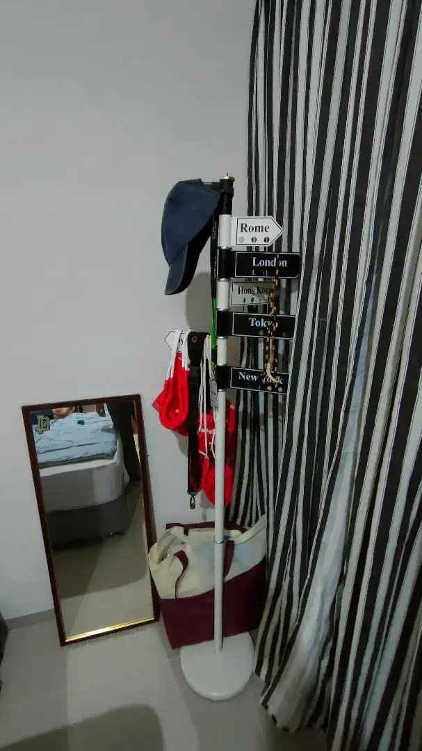 Informas gantungan baju