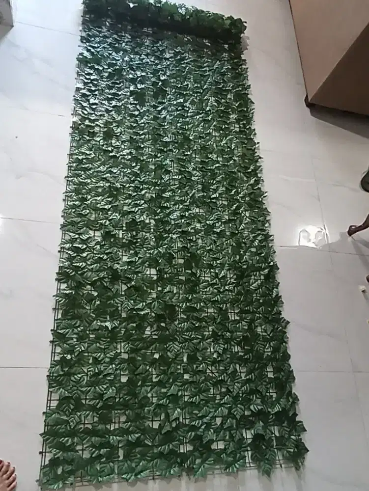 DIJUAL PAGAR TANAMAN SINTETIS / DAUN RAMBAT HIJAU SINTETIS