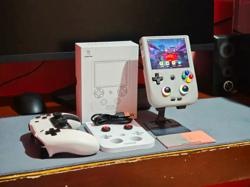 Anbernic RG406V retro handheld gaming fullset like new baru 2 minggu