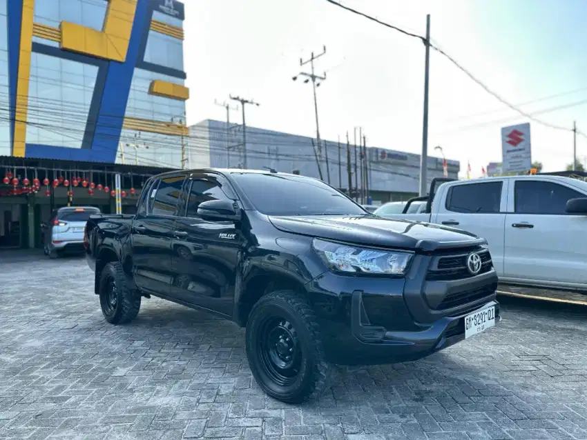 HILUX E DC 2022