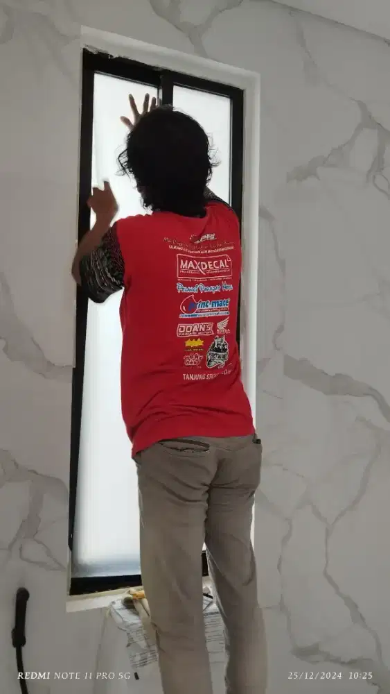 Ready sticker sanblas kaca film one way printing cutting dll